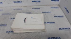 Usagé Livret d'instructions Fiat 500 (312) 1.2 69 Prix € 25,00 Règlement à la marge proposé par Maresia Parts