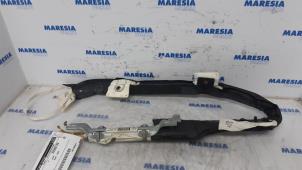 Used Roof curtain airbag, left Fiat 500 (312) 1.2 69 Price € 50,00 Margin scheme offered by Maresia Parts