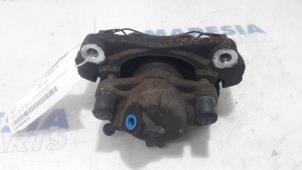 Used Front brake calliper, right Renault Megane III Berline (BZ) 1.4 16V TCe 130 Price € 25,00 Margin scheme offered by Maresia Parts