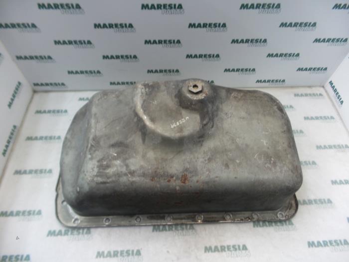 Usagé Couvercle carter Citroen Jumper (23) 1.9 D Prix € 105,00 Règlement à la marge proposé par Maresia Parts