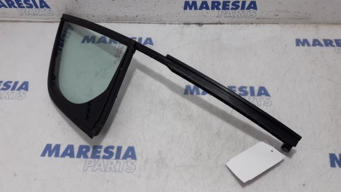 Usados Ventanilla triangular izquierda delante Citroen C3 (SC) 1.6 16V VTi 120 Precio € 50,00 Norma de margen ofrecido por Maresia Parts