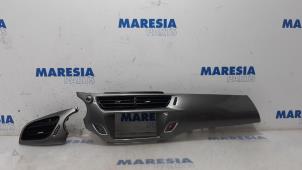 Usados Pieza de salpicadero Citroen C3 (SC) 1.6 16V VTi 120 Precio € 105,00 Norma de margen ofrecido por Maresia Parts