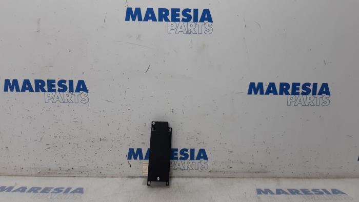 Begagnade Bluetooth-modul Citroen C3 (SC) 1.4 16V VTi Pris € 50,00 Marginaltabell erbjuds av Maresia Parts