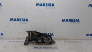 Gebrauchte Scheibenwischermotor vorne Renault Twingo (C06) 1.2 Preis € 35,00 Margenregelung angeboten von Maresia Parts
