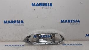 Gebrauchte Zierleiste Peugeot 308 SW (L4/L9/LC/LJ/LR) 1.6 BlueHDi 120 Preis € 35,00 Margenregelung angeboten von Maresia Parts