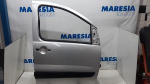 Używane Drzwi prawe wersja 2-drzwiowa Fiat Scudo (270) 2.0 D Multijet Cena € 444,68 Z VAT oferowane przez Maresia Parts