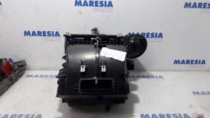 Used Heater housing Peugeot 307 CC (3B) 2.0 16V Price € 157,50 Margin scheme offered by Maresia Parts