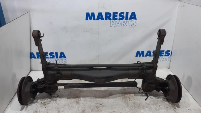 Usagé Train arrière complet Fiat Scudo (270) 2.0 D Multijet Prix € 254,10 Prix TTC proposé par Maresia Parts