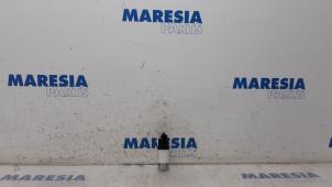 Usados Bomba de limpiaparabrisas delante Fiat Scudo (270) 2.0 D Multijet Precio € 12,10 IVA incluido ofrecido por Maresia Parts