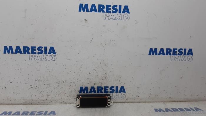 Begagnade Innerdisplay Fiat Scudo (270) 2.0 D Multijet Pris € 60,50 Inklusive moms erbjuds av Maresia Parts