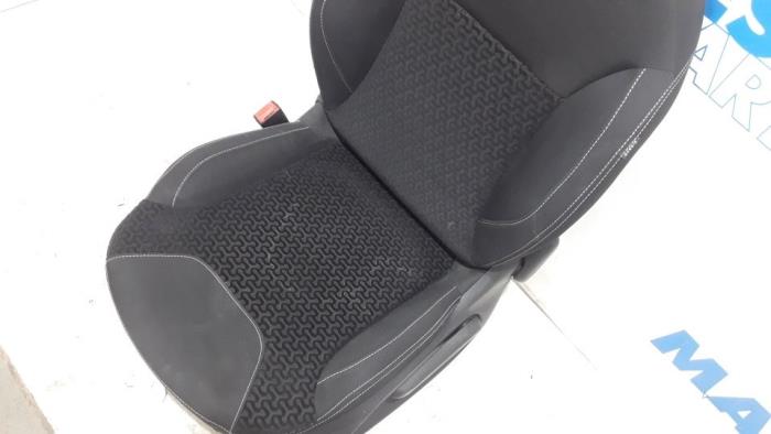 Seat, left from a Citroën C3 (SC) 1.4 2010