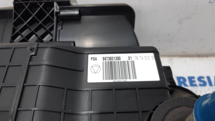Heater housing from a Peugeot 5008 I (0A/0E) 1.6 THP 16V 2012