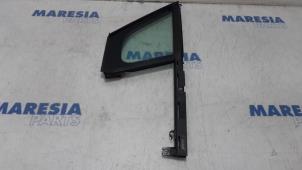 Used Quarter light, front left Peugeot 5008 I (0A/0E) 1.6 THP 16V Price € 30,00 Margin scheme offered by Maresia Parts