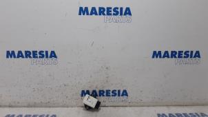 Used Esp computer Peugeot 5008 I (0A/0E) 1.6 THP 16V Price € 30,00 Margin scheme offered by Maresia Parts