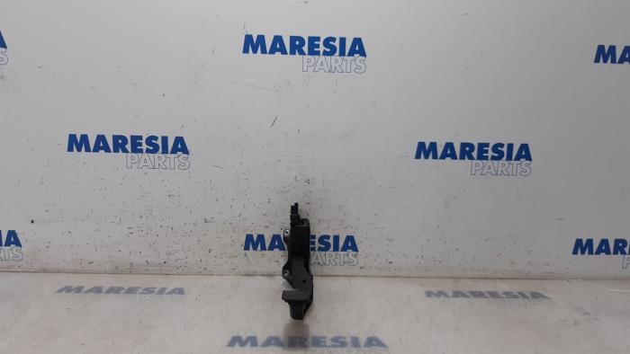 Begagnade Gaspedalsensor Citroen C3 (SC) 1.6 HDi 92 Pris € 20,00 Marginaltabell erbjuds av Maresia Parts