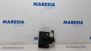 Used Rear brake calliper, right Citroen Jumpy 1.6 Blue HDi 95 Price € 60,50 Inclusive VAT offered by Maresia Parts