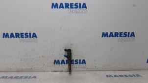 Used Injector (diesel) Citroen Jumpy 1.6 Blue HDi 95 Price € 60,50 Inclusive VAT offered by Maresia Parts