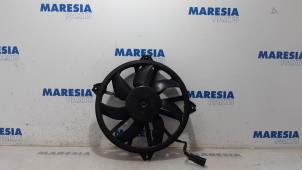 Used Fan motor Peugeot 5008 I (0A/0E) 1.6 THP 16V Price € 34,95 Margin scheme offered by Maresia Parts