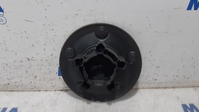 Wheel cover (spare) from a Citroën Jumpy 1.6 Blue HDi 95 2018