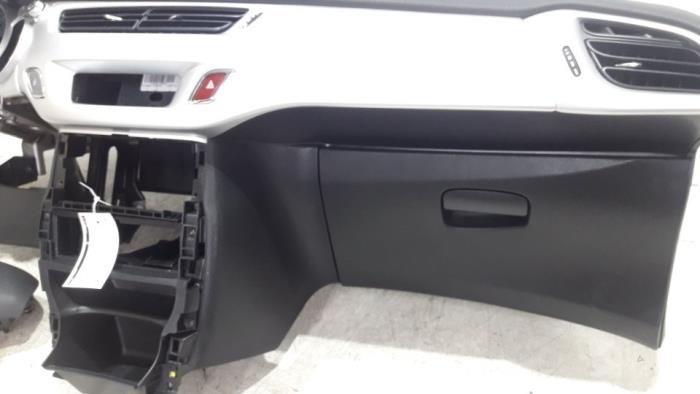 Airbag set + dashboard z Citroën C3 (SC) 1.6 HDi 92 2011
