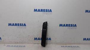 Used Multi-functional window switch Citroen Jumpy 1.6 Blue HDi 95 Price € 69,58 Inclusive VAT offered by Maresia Parts