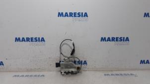 Used Door lock mechanism 2-door, left Citroen Jumpy 1.6 Blue HDi 95 Price € 54,45 Inclusive VAT offered by Maresia Parts