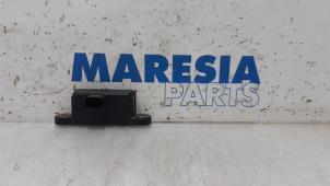 Used Esp computer Peugeot 207 CC (WB) 1.6 HDiF 16V Price € 105,00 Margin scheme offered by Maresia Parts