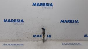 Used Injector (diesel) Peugeot 308 (L3/L8/LB/LH/LP) 1.6 BlueHDi 100 Price € 50,00 Margin scheme offered by Maresia Parts
