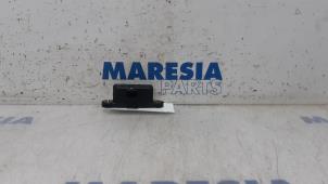 Usados Ordenadores ESP Citroen C3 (SC) 1.6 HDi 92 Precio € 105,00 Norma de margen ofrecido por Maresia Parts