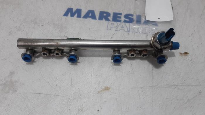 Usagé Système d'injection Renault Megane IV (RFBB) 1.2 Energy TCE 100 Prix € 80,00 Règlement à la marge proposé par Maresia Parts