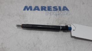 Used Injector (diesel) Citroen DS5 (KD/KF) 2.0 HDiF 160 16V Price € 105,00 Margin scheme offered by Maresia Parts