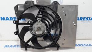 Used Fan motor Peugeot 207 CC (WB) 1.6 HDiF 16V Price € 50,00 Margin scheme offered by Maresia Parts