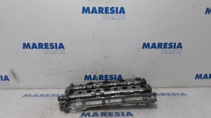 Usagé Arbre à cames Fiat Scudo (270) 2.0 D Multijet Prix € 254,10 Prix TTC proposé par Maresia Parts
