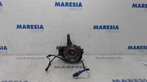 Used Knuckle, front left Peugeot 208 I (CA/CC/CK/CL) 1.6 Blue HDi 100 Price € 60,00 Margin scheme offered by Maresia Parts