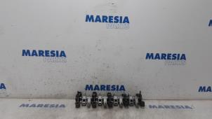 Used Rocker arm shaft Citroen C3 (SC) 1.4 Price € 75,00 Margin scheme offered by Maresia Parts