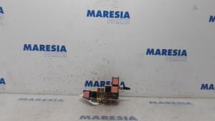 Used Fuse box Renault Kangoo Express (FW) 1.5 dCi 90 FAP Price € 108,90 Inclusive VAT offered by Maresia Parts
