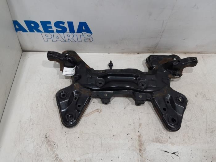 Begagnade Underram Peugeot 208 I (CA/CC/CK/CL) 1.6 Vti 16V Pris € 69,00 Marginaltabell erbjuds av Maresia Parts
