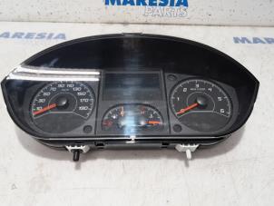 Usagé Instrument de bord Peugeot Boxer (U9) 2.2 HDi 110 Euro 5 Prix € 190,58 Prix TTC proposé par Maresia Parts