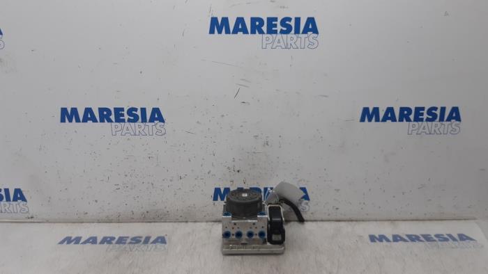 Used ABS pump Peugeot 208 I (CA/CC/CK/CL) 1.6 Vti 16V Price € 69,99 Margin scheme offered by Maresia Parts