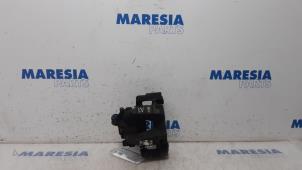 Used Front brake calliper, left Citroen C4 Grand Picasso (3A) 1.2 12V PureTech 130 Price € 50,00 Margin scheme offered by Maresia Parts