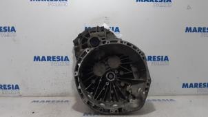 Used Gearbox casing Renault Master IV (MA/MB/MC/MD/MH/MF/MG/MH) 2.3 dCi 16V Price € 190,58 Inclusive VAT offered by Maresia Parts