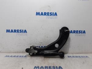 Used Front lower wishbone, left Peugeot 308 SW (L4/L9/LC/LJ/LR) 1.6 BlueHDi 120 Price € 30,00 Margin scheme offered by Maresia Parts