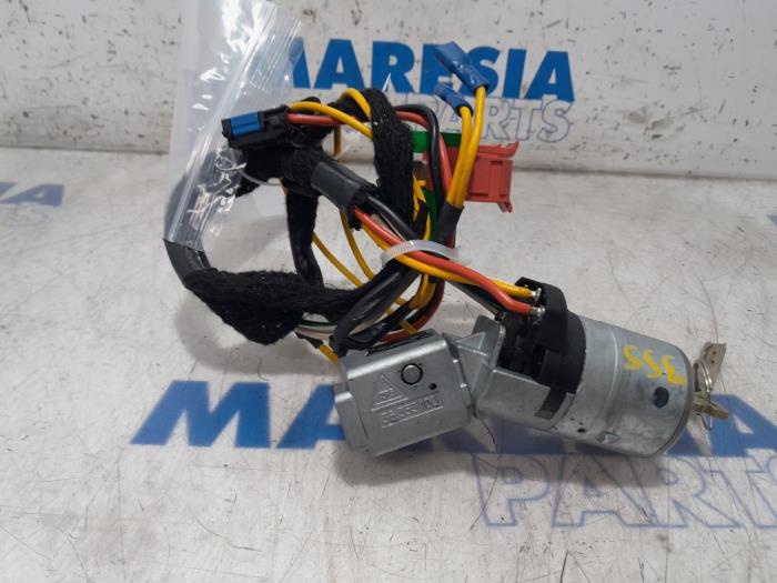 Peugeot 307 Ignition locks + keys stock
