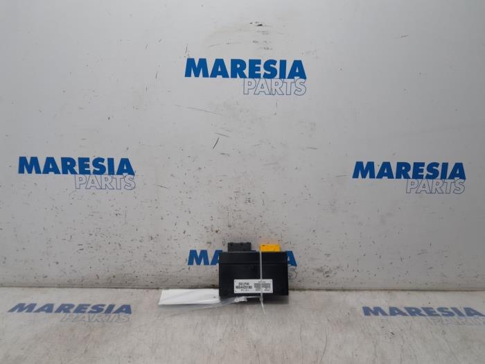 Used Convertible computer Peugeot 307 CC (3B) 2.0 16V Price € 105,00 Margin scheme offered by Maresia Parts