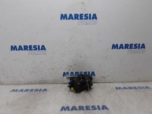 Used Mechanical fuel pump Alfa Romeo MiTo (955) 1.3 JTDm 16V Eco Price € 90,00 Margin scheme offered by Maresia Parts
