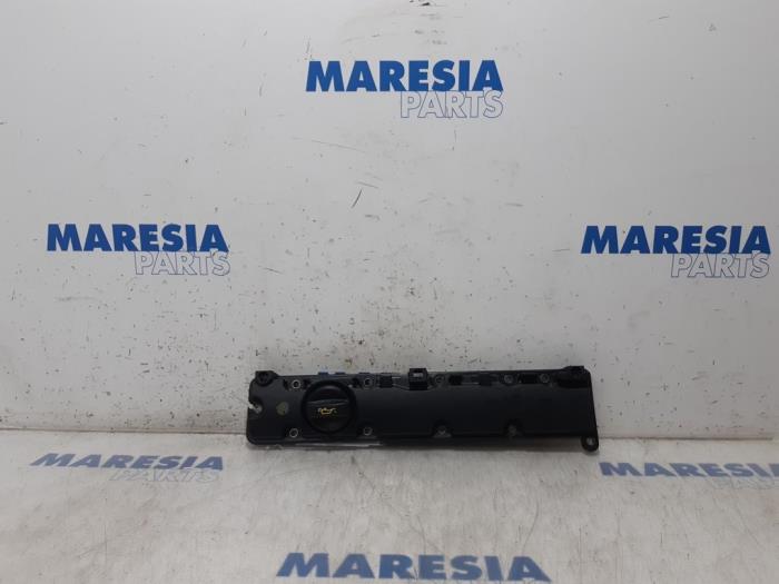 Gebrauchte Ventildeckel Peugeot 307 CC (3B) 2.0 16V Preis € 25,00 Margenregelung angeboten von Maresia Parts