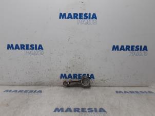 Used Connecting rod Renault Megane IV Estate (RFBK) 1.5 Energy dCi 110 Price € 50,00 Margin scheme offered by Maresia Parts