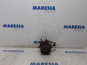 Usados Bomba de gasolina mecánica Citroen Berlingo 1.6 Hdi 75 16V Phase 1 Precio € 30,25 IVA incluido ofrecido por Maresia Parts
