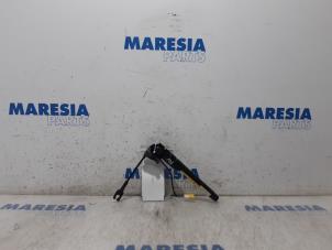 Used Seatbelt tensioner, right Fiat 500 (312) 1.4 16V Price € 40,00 Margin scheme offered by Maresia Parts