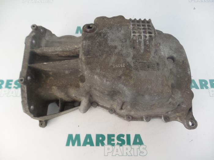 Gebrauchte Ölwanne Renault Megane II (LM) 1.6 16V Preis € 40,00 Margenregelung angeboten von Maresia Parts